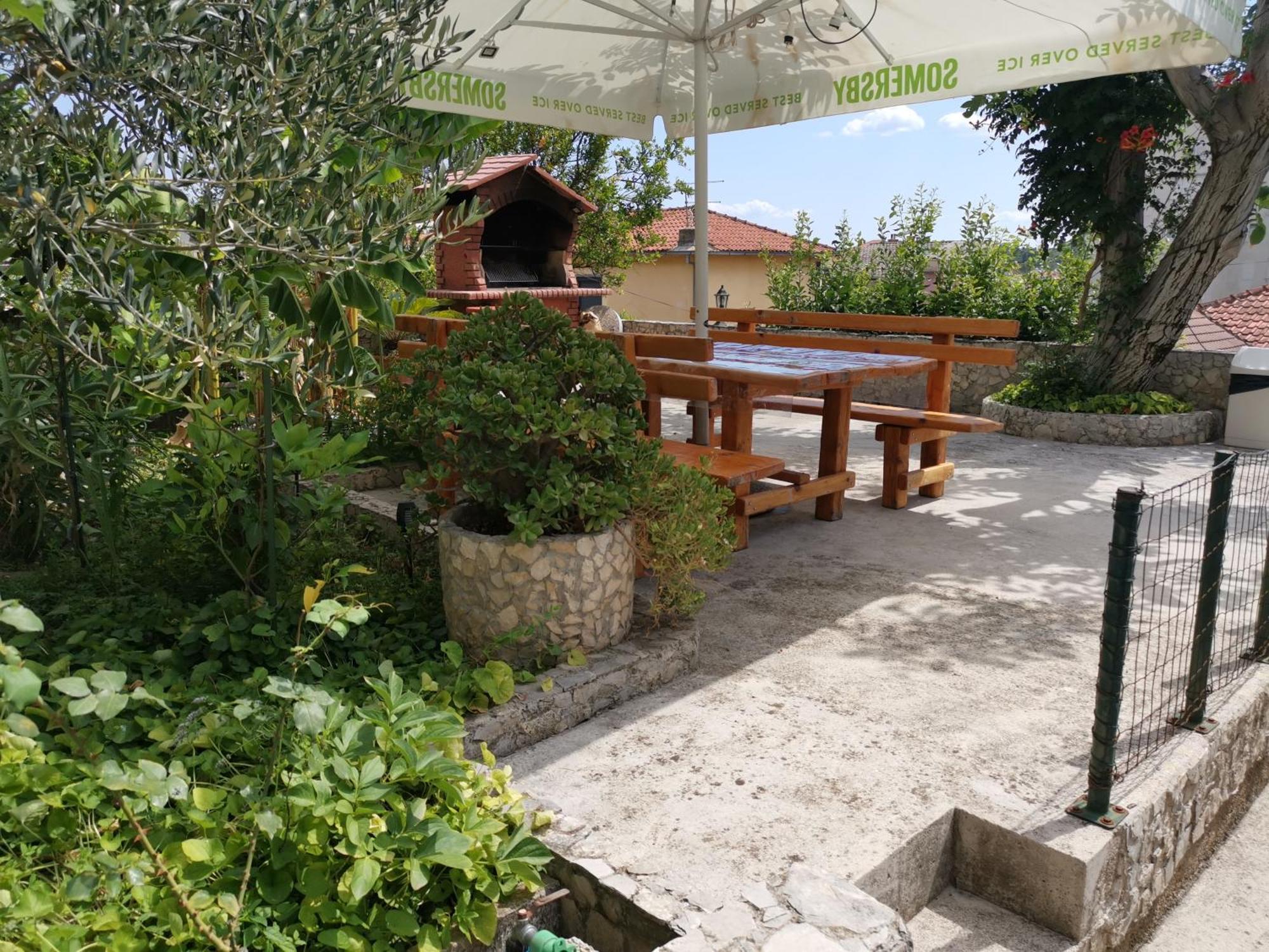 Apartmani Rudelj Makarska Zewnętrze zdjęcie
